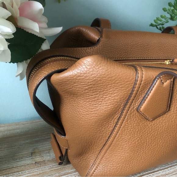 Tory Burch tan leather shoulder bag - Picture 5 of 15